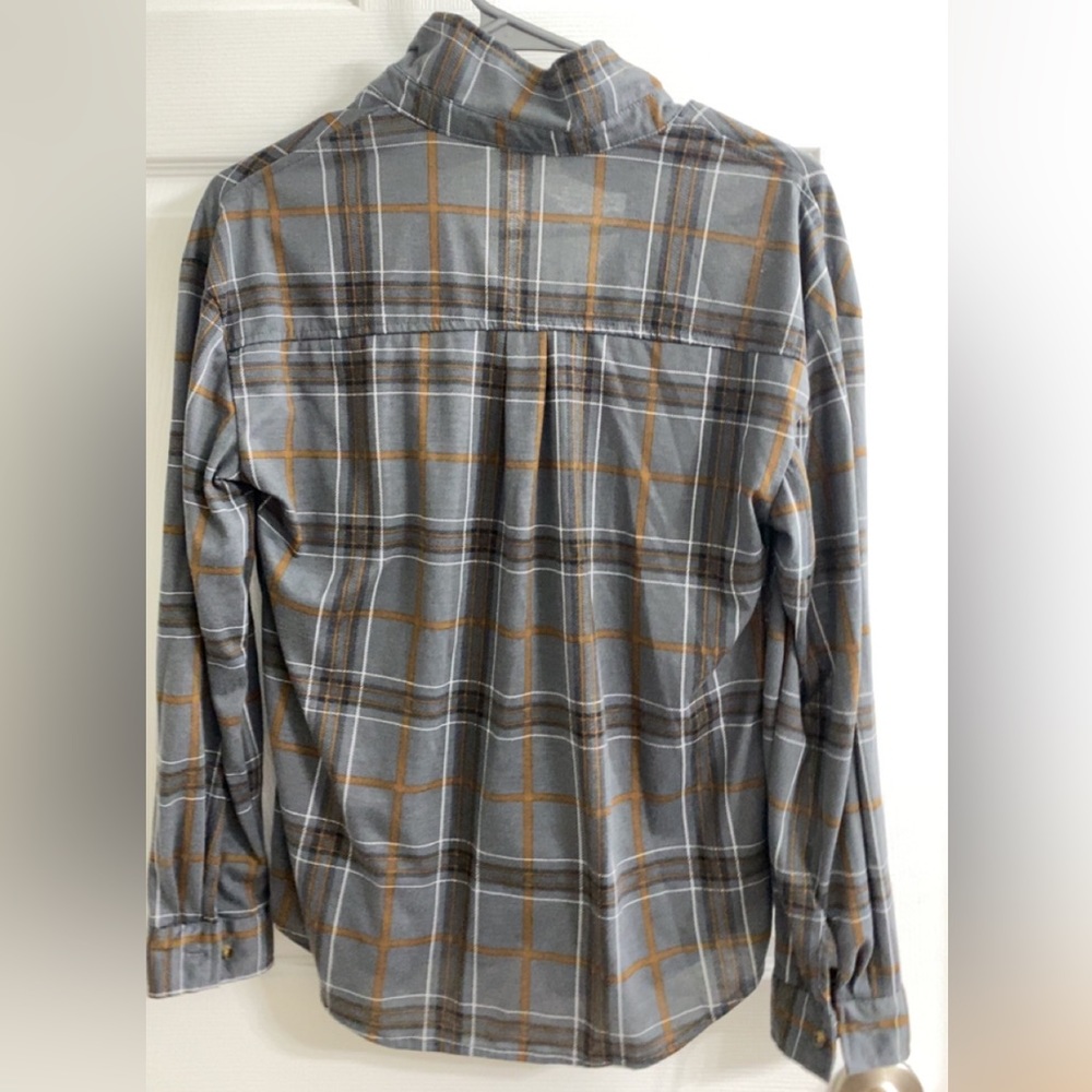 button down shirt🤎 - Picture 2 of 2